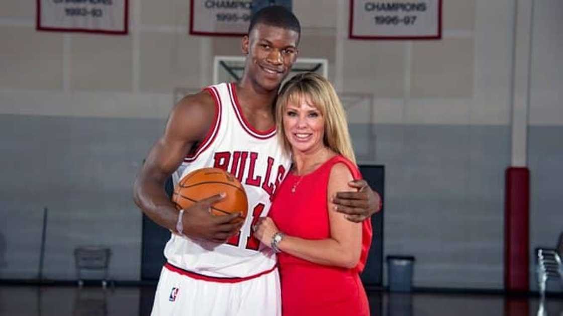 Londa Butler Bio: Age, Career, Height & Net Worth