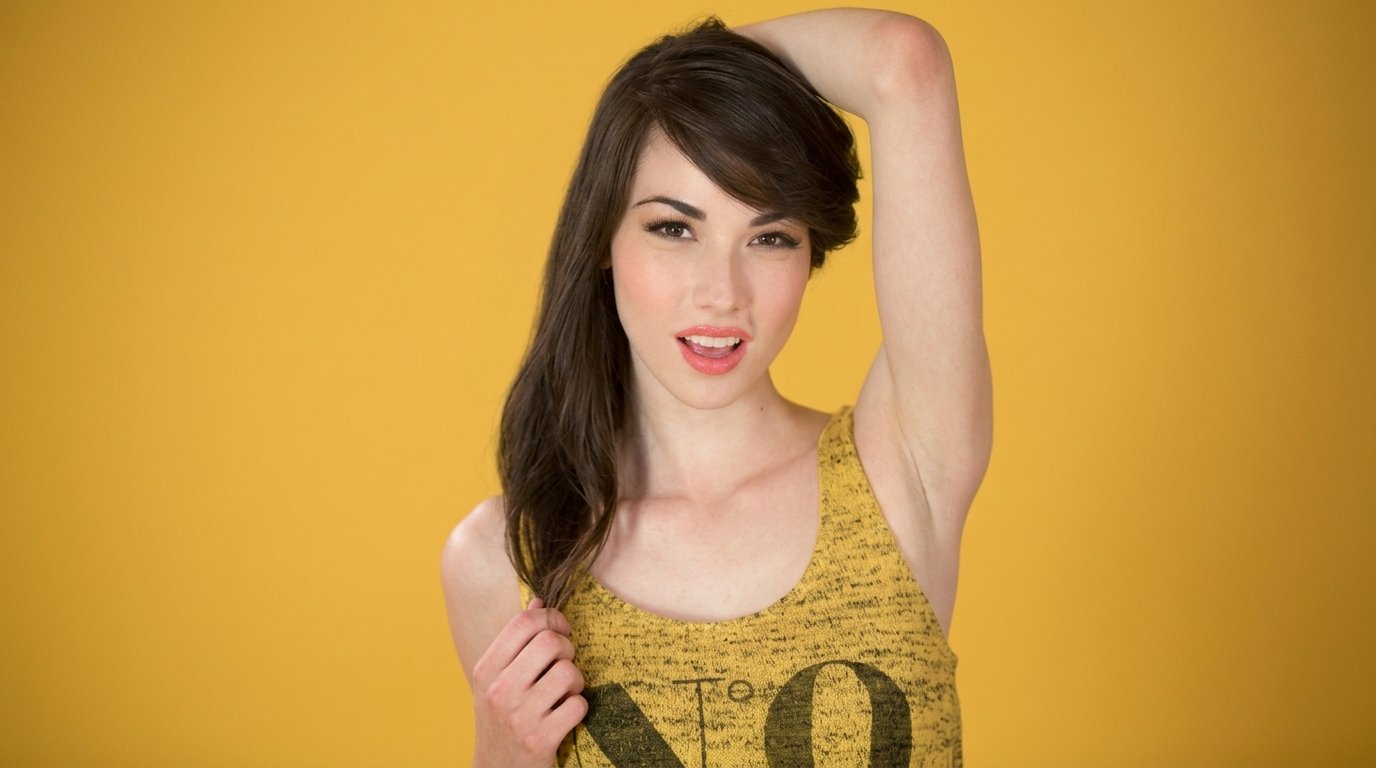 Who Is Pretty Emily? Age, Career, Net Worth & Bio 2026